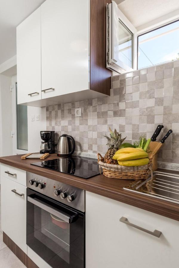 Apartman Marija 诺维·维诺多尔斯基 外观 照片